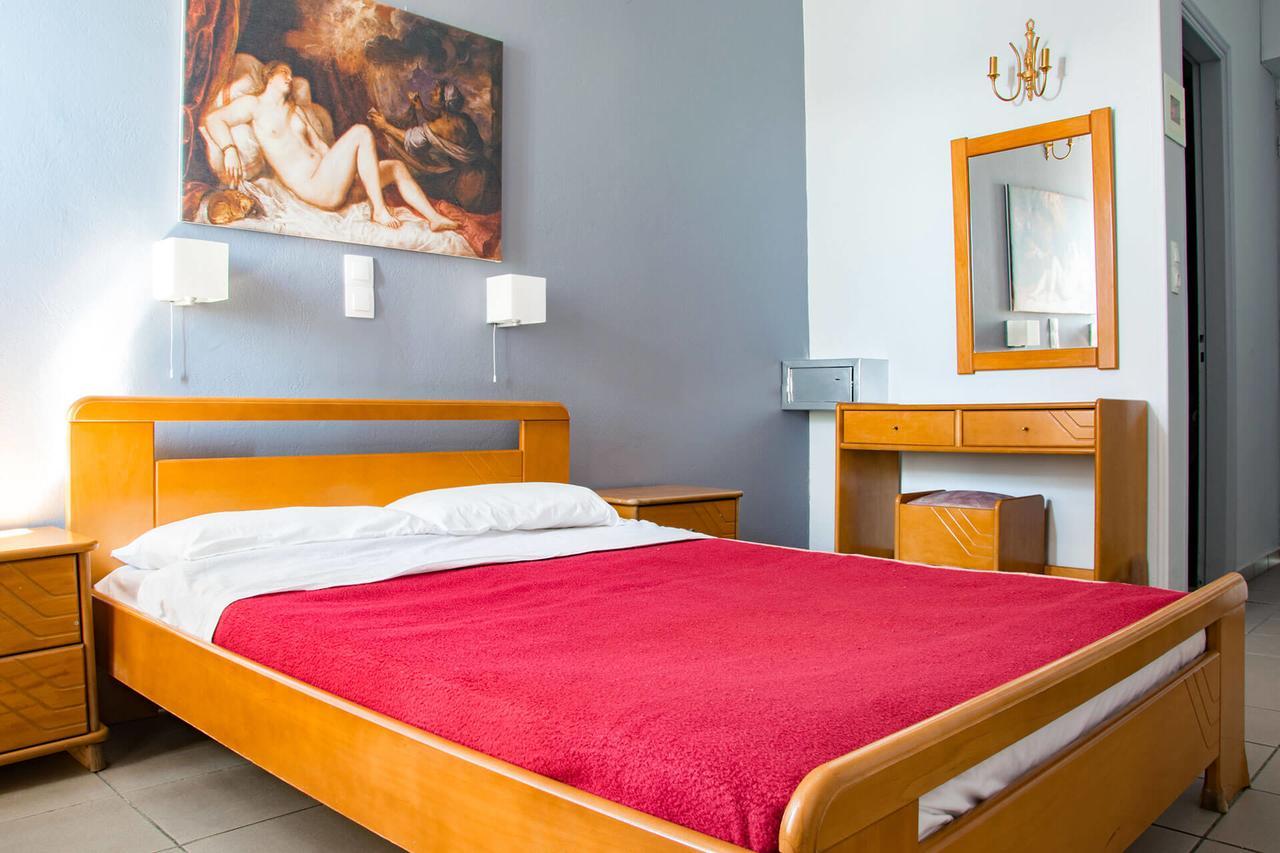 Hotel Tarsanas Pythagoreio Buitenkant foto