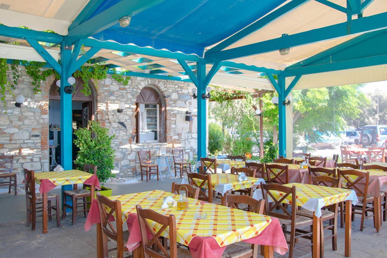 Hotel Tarsanas Pythagoreio Buitenkant foto