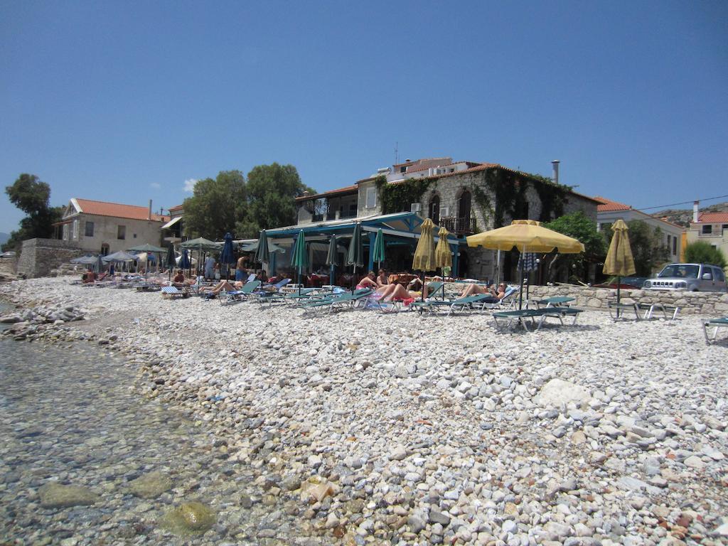 Hotel Tarsanas Pythagoreio Buitenkant foto